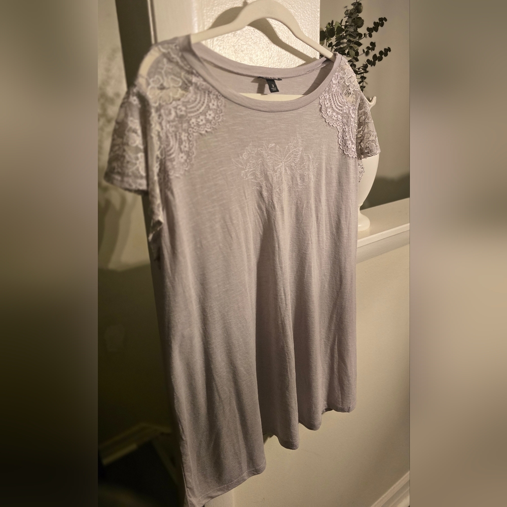 torrid Light Lavender Lace Shoulder Short Sleeve Top